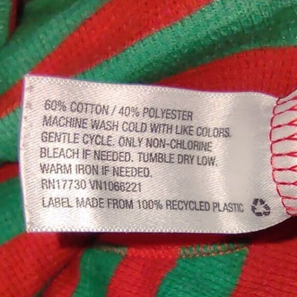 CRAZY EIGHT ELF PAJAMAS  RED AND GREEN ONE PIECE, SNAP FRONT ADULT SIZE XXL - Picture 9 of 11